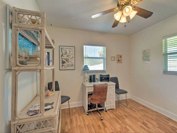 Lovely Vacation Home Two Bedroom in Cortez