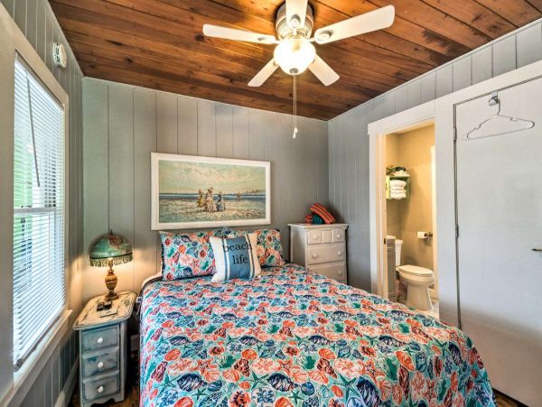 Anna Maria Island Holmes Beach Home 1031095