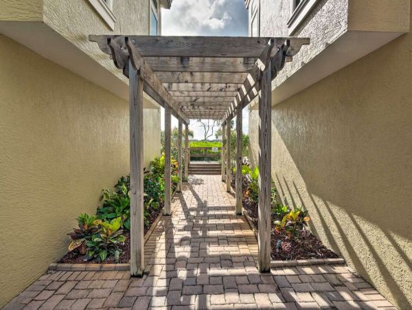 Anna Maria Island Holmes Beach Condo 1031100