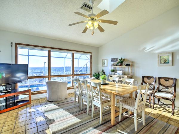 Palmetto Florida Vacation Rental Bay Home