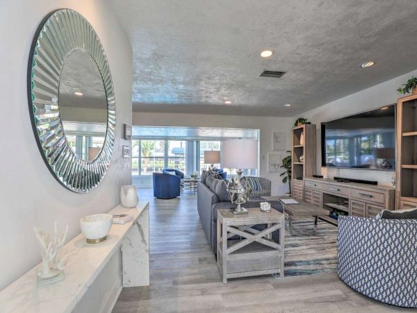 Beautiful Palmetto Vacation Home Three Bedroom
