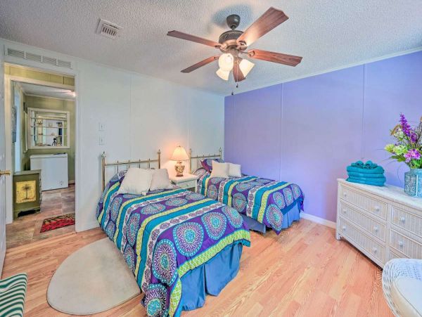 Anna Maria Island Holmes Beach Home 1031106