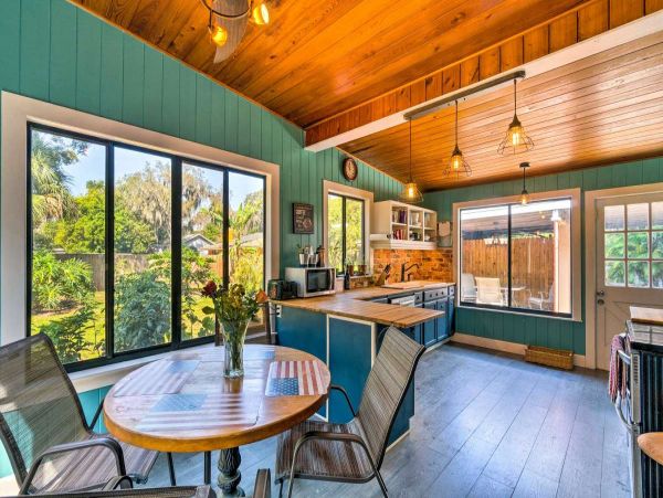 Anna Maria Island Holmes Beach Home 1031108