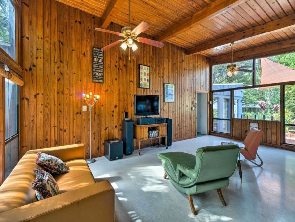 Anna Maria Island Holmes Beach Home 1031108