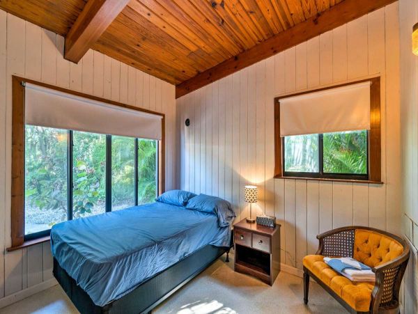Anna Maria Island Holmes Beach Home 1031108