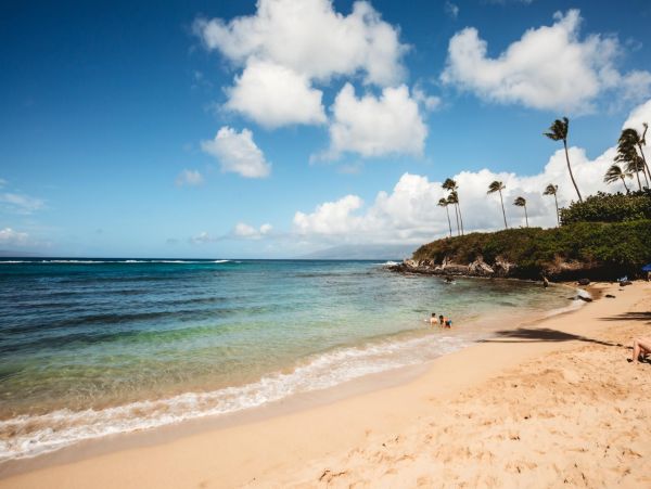 Beachside Three Bedroom Vacation Rental Condo in Kapalua