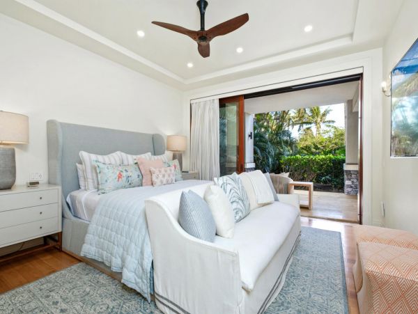 Beachside Three Bedroom Vacation Rental Condo in Kapalua