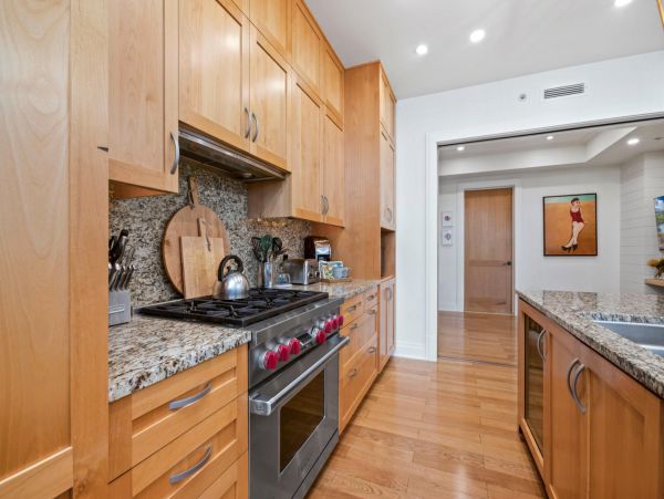 Beachside Three Bedroom Vacation Rental Condo in Kapalua