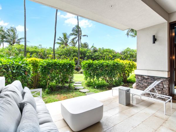 Beachside Three Bedroom Vacation Rental Condo in Kapalua
