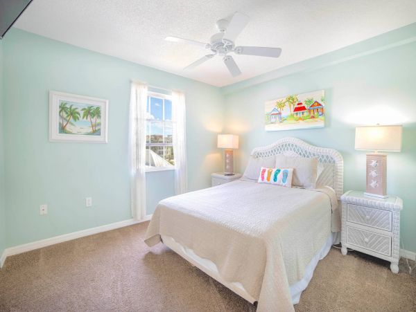 Three Bedroom Vacation Rental Close to Beach in Siesta Key
