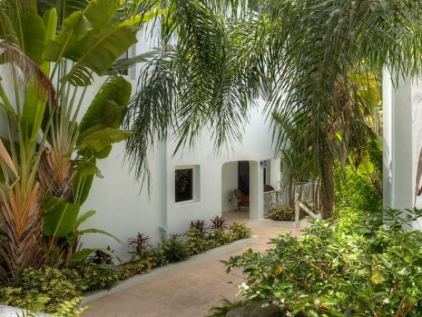 Cruz Bay Vacation Rental Luxury 3-Bedroom Condo in St John