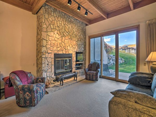 Charming Townhome with 2 Bedrooms in Snowmass