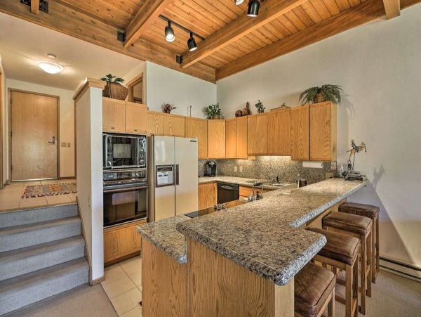 Charming Townhome with 2 Bedrooms in Snowmass