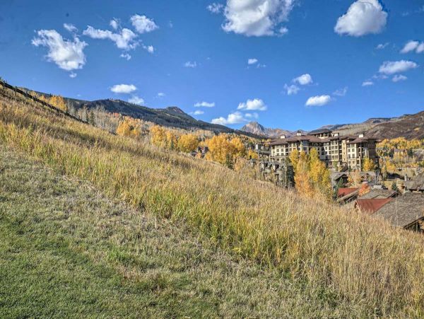 Charming Townhome with 2 Bedrooms in Snowmass