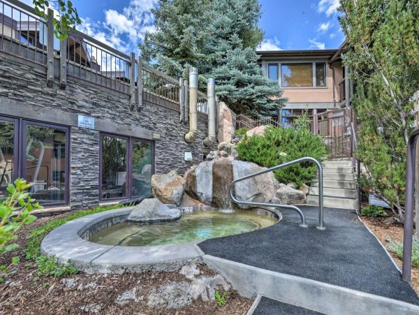 Snowmass Charming Studio with Great Amenities