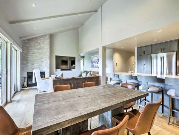 Lovely Snowmass 3 Bedroom Vacation Condo