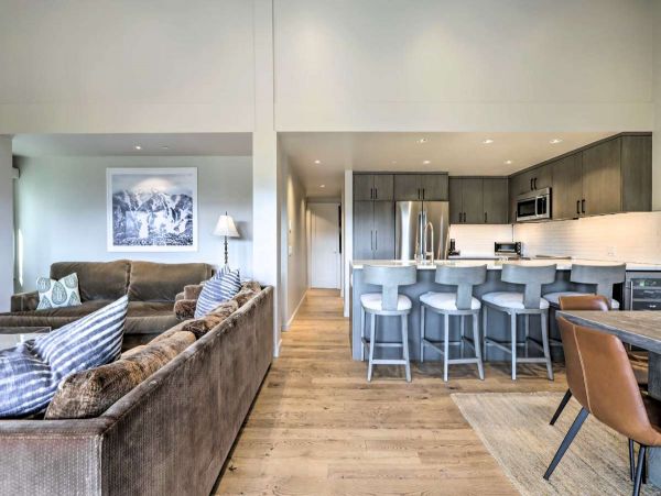 Lovely Snowmass 3 Bedroom Vacation Condo