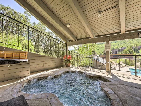 Lovely Snowmass 3 Bedroom Vacation Condo