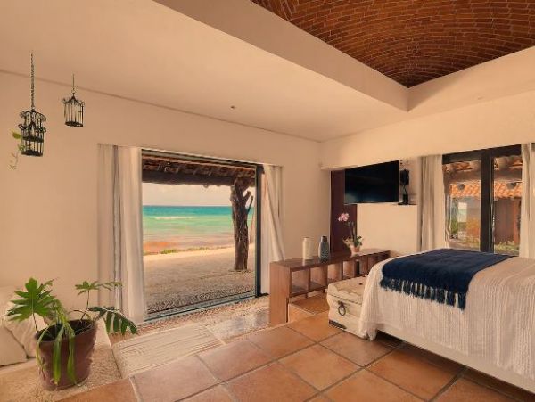 On Beach Playa del Carmen Vacation Home Ten Bedroom