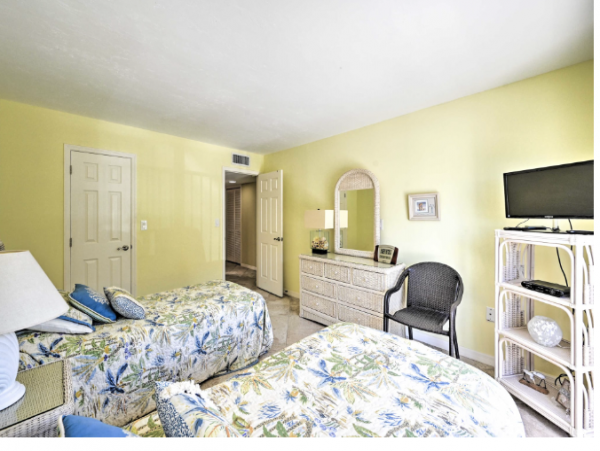 Bonita Springs 2 Bedroom Vacation Condo