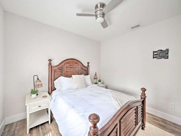 Bonita Springs Home 1031311