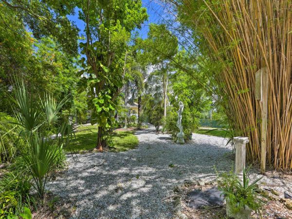 Cape Coral Home 1031390