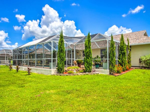 Cape Coral Vacation Pool Home Sleeps 6 Guests