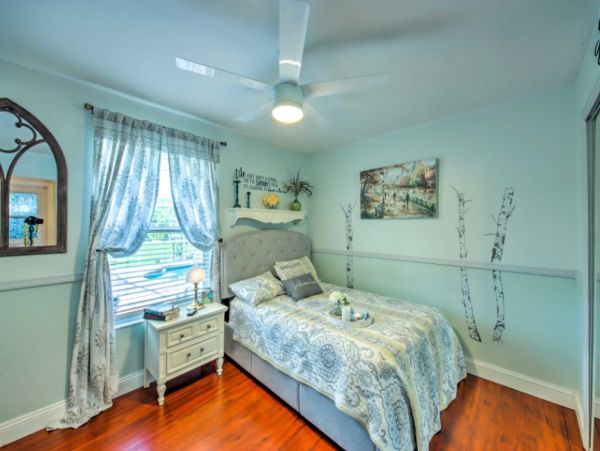 Cape Coral Vacation Pool Home Sleeps 6 Guests