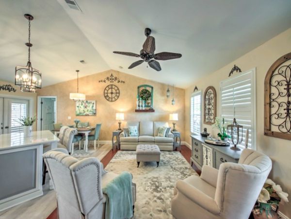 Cape Coral Vacation Pool Home Sleeps 6 Guests