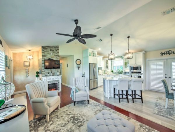 Cape Coral Vacation Pool Home Sleeps 6 Guests
