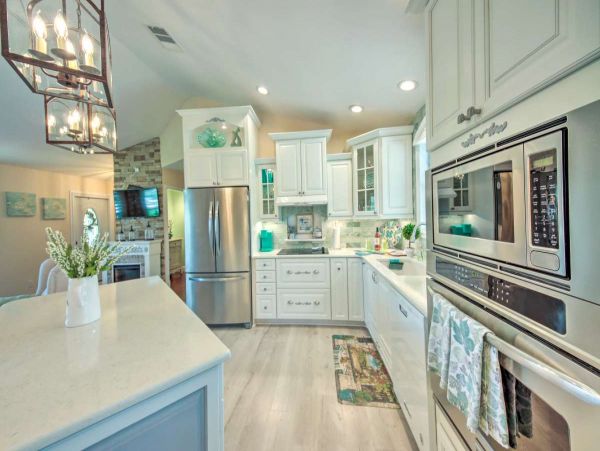 Cape Coral Vacation Pool Home Sleeps 6 Guests