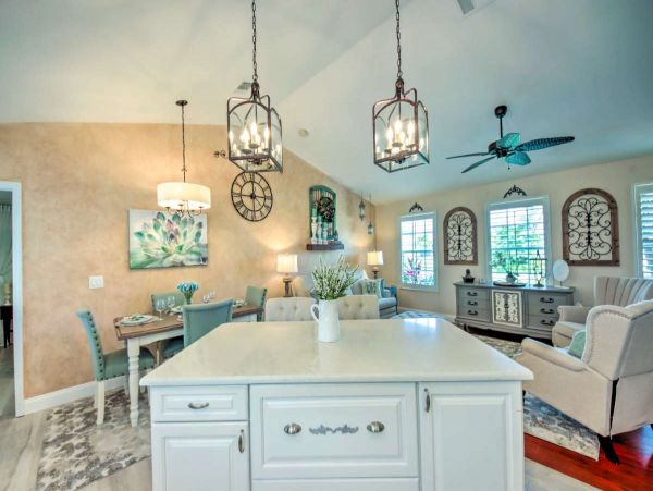 Cape Coral Vacation Pool Home Sleeps 6 Guests