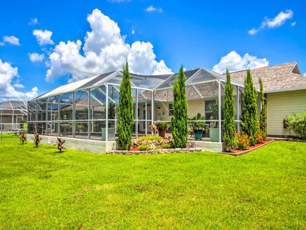 Cape Coral Vacation Pool Home Sleeps 6 Guests