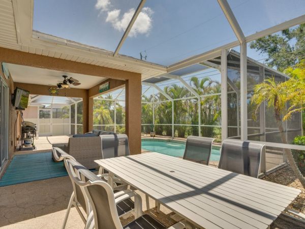 Cape Coral Vacation Rental with Pool & Lanai Near Beaches