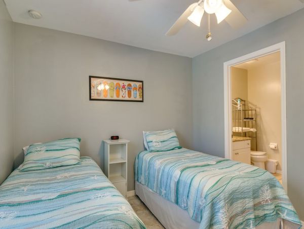 Cape Coral Vacation Rental with Pool & Lanai Near Beaches