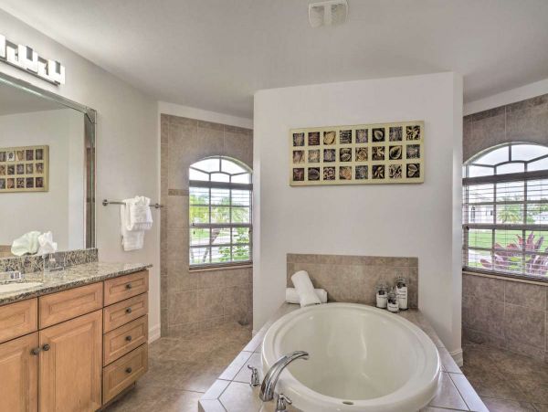 Cape Coral Home 1031399