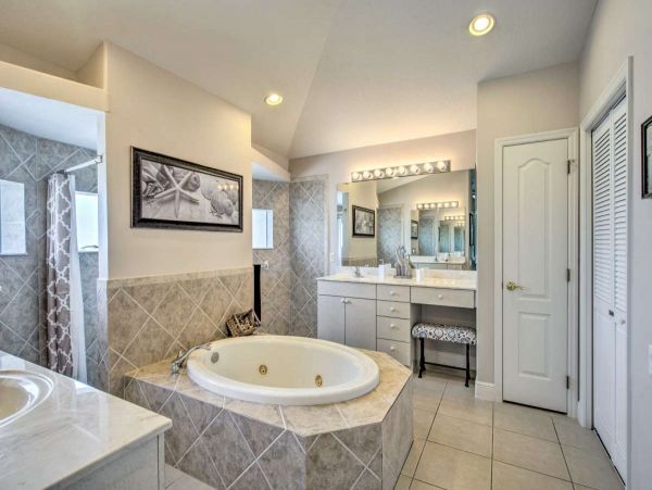Cape Coral Home 1031401