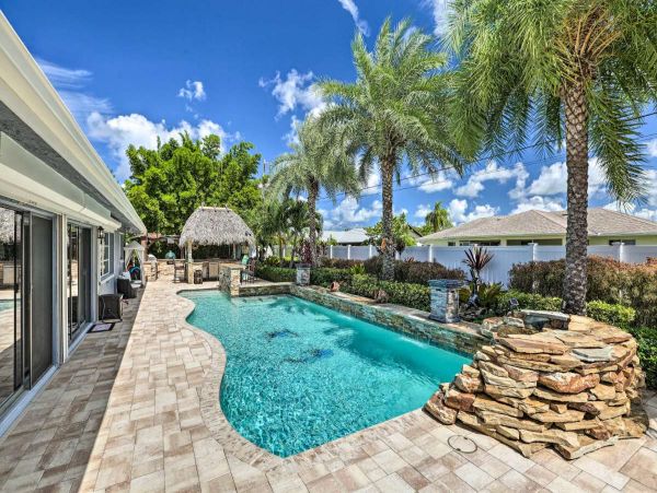 Luxury Cape Coral Escape with Pool