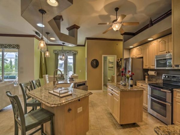 Cape Coral Home 1031424