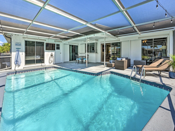 Charming Cape Coral Getaway Pool Vacation Home