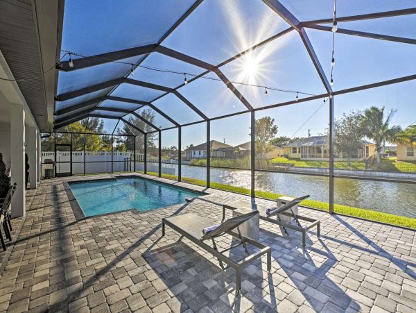 Elegant 3 Bedroom Vacation Canal Home in Cape Coral