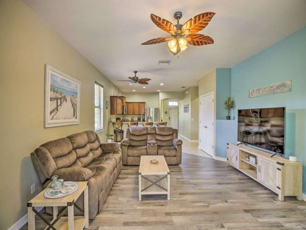 Cape Coral Vacation Home Four Bedroom