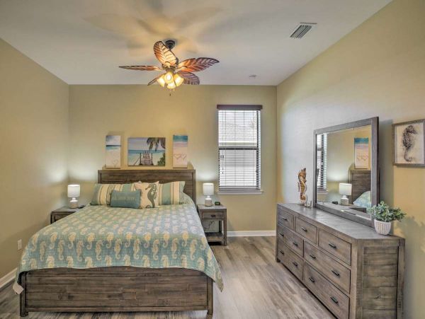 Cape Coral Vacation Home Four Bedroom
