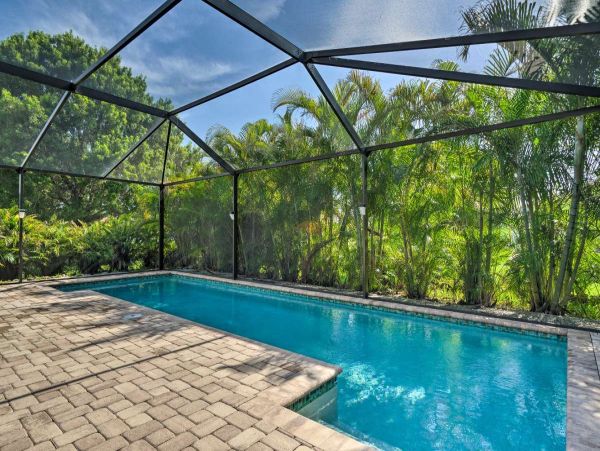 Cape Coral Vacation Home Four Bedroom