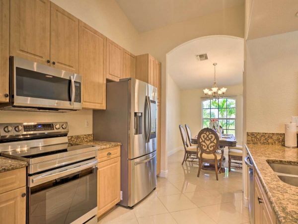 Cape Coral Vacation Pool Home Four Bedroom