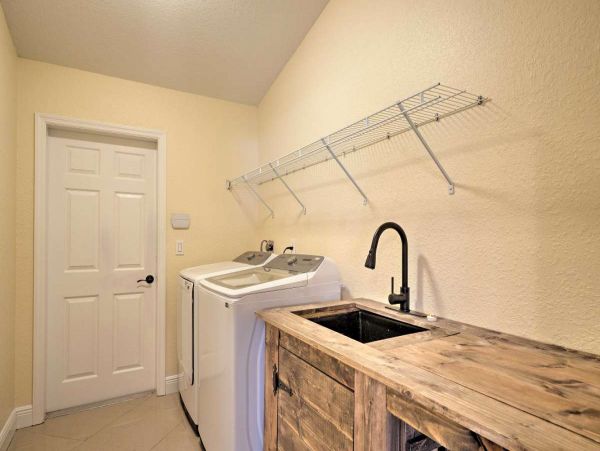 Cape Coral Vacation Pool Home Four Bedroom