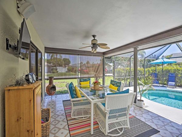 Cape Coral 3 Bedroom Vacation Home with Private Pool