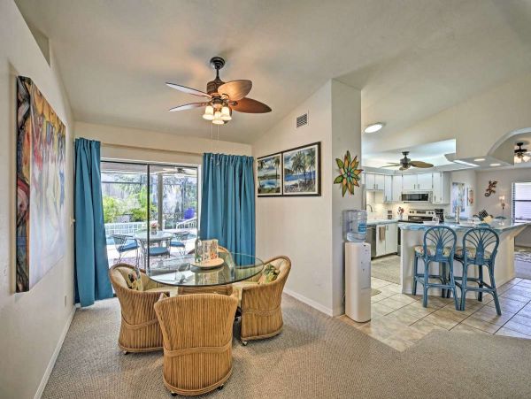 Cape Coral 3 Bedroom Vacation Home with Private Pool