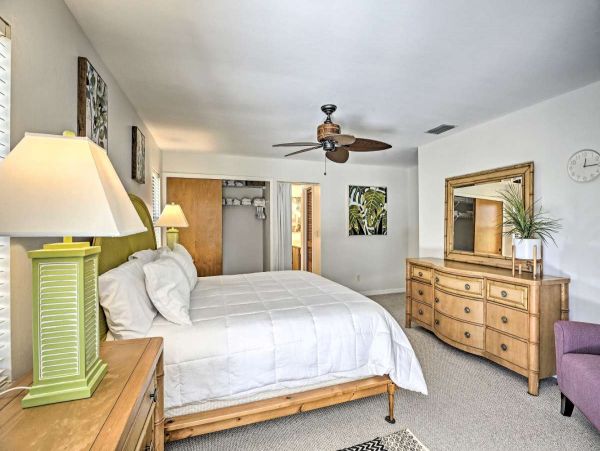 Cape Coral 3 Bedroom Vacation Home with Private Pool