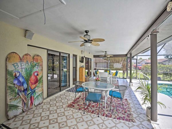 Cape Coral 3 Bedroom Vacation Home with Private Pool